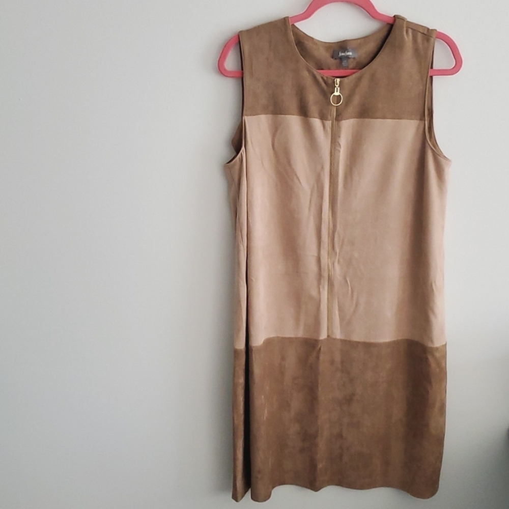 Neiman Marcus supersoft brown colorbock half zip dress size 14